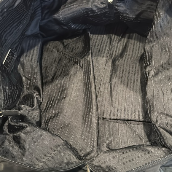 Authentic Prada Travel bag with key & lock set - Picture 10 of 15